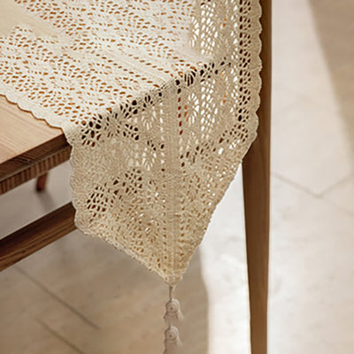 American Farmhouse Crochet Table Runner - Vintage Lace Table Cover